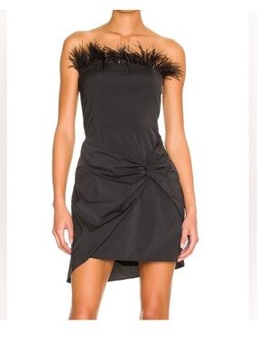 majorelle black lace dress Saskia Gown